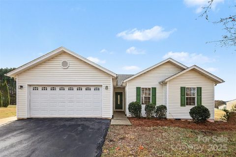 A home in Meadow Ridge, Hildebran