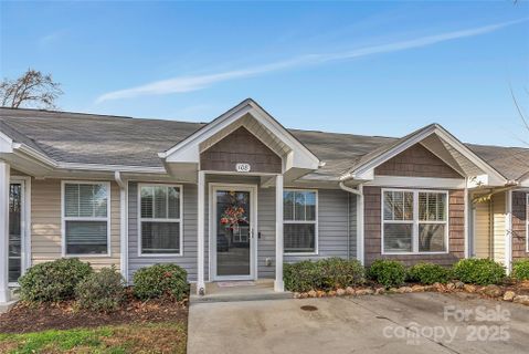 108 Lassiter Court