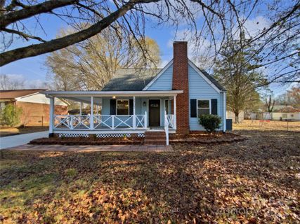 2703 Pennsylvania Avenue sold home in Royal Oaks, Kannapolis, NC