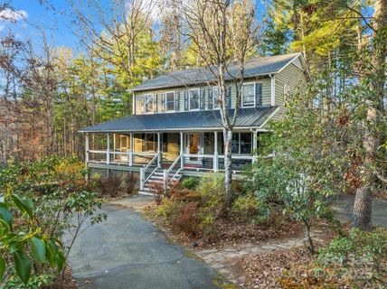 9 Meadow Wood Trail sold home in Meadowood, Fletcher, NC
