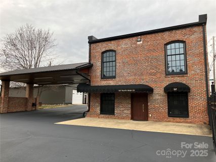 157 N Main Street