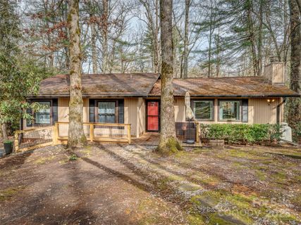 531 Three Mile Knob Road pending home in Knob Creek, Pisgah Forest, NC