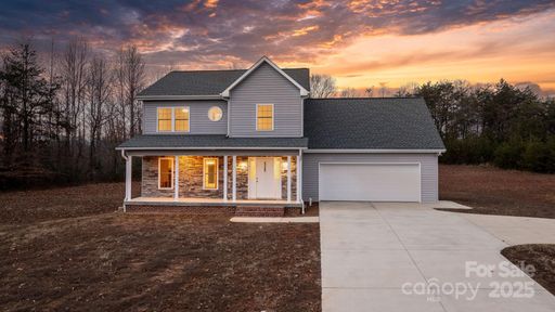 Homes in Shrum Acres, Newton
