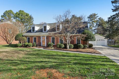 5721 Carmel Station Avenue sold home in Carmel Station, Charlotte, NC