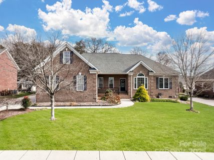 724 King Fredrick Lane sold home in Morris Glen, Concord, NC