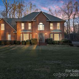 907 Weymouth Drive