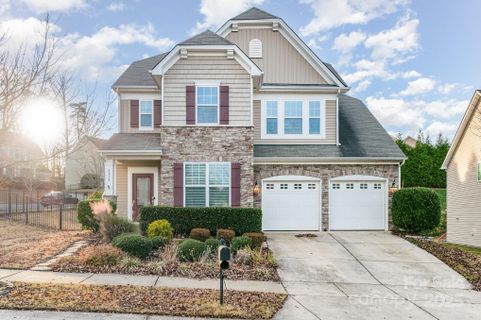 4813 Samuel Pinckney Drive sold home in Stowe Pointe, Belmont, NC