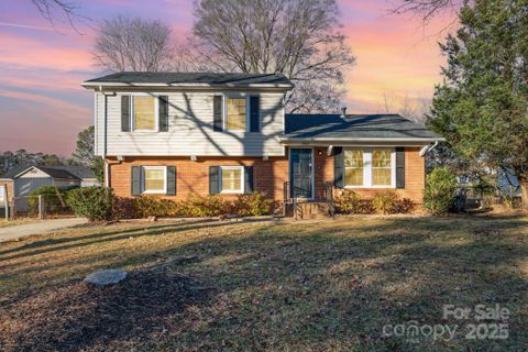 9926 Rockmeadow Drive sold home in Trinity Park, Charlotte, NC