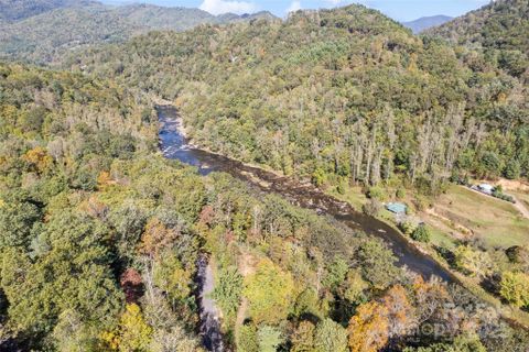 Homes in River Woods, Waynesville