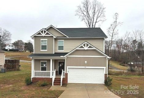 586 30th Avenue Circle sold home in Pebble Creek, Hickory, NC