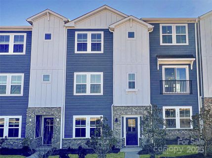 309 Golden Maple Court pending home in Meadows At Wilson Farms, Fort Mill, SC