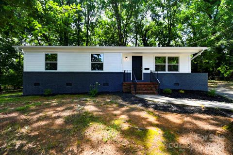 1513 Greenview Place