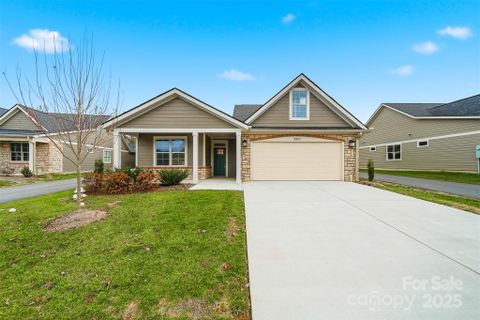 Homes in Wynnshire Ridge, Hickory