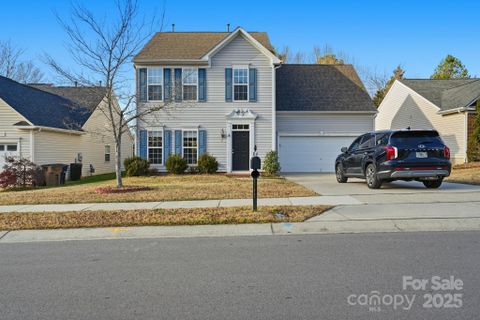 2022 Bridleside Drive