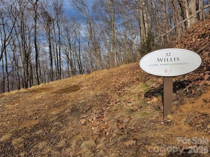 32 Finlaystone Trace active home in Highland Forest, Waynesville, NC