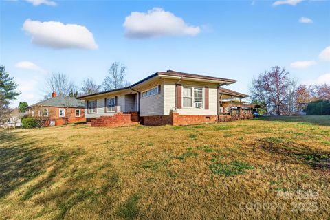 60 Greenwood Drive