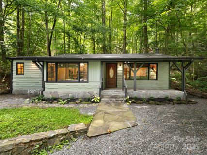 31 Poplar Lane sold home in Spring Lake Estates, Maggie Valley, NC