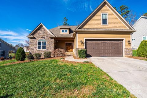 3911 13th Street pending home in The Falls At Cloninger Mill, Hickory, NC