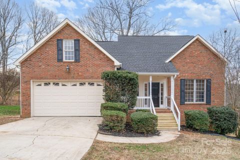 2615 Rolling Ridge Drive sold home in Old River Falls, Hickory, NC