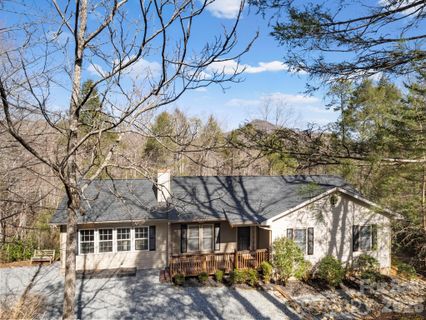 137 Weaver Court
