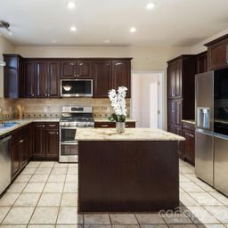 4806 Hickory Glen Drive
