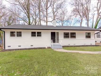 2025 Birchcrest Drive