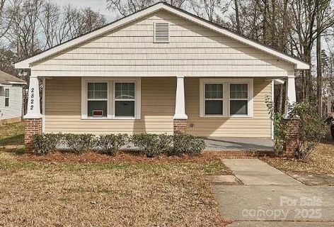 2822 Seymour Drive sold home in Spencer Park, Charlotte, NC