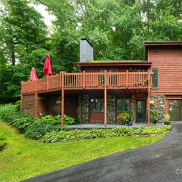 193 Rhododendron Drive