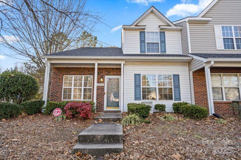 15070 Deshler Court sold home in Bennington Place, Charlotte, NC