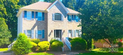 Homes in Oak Valley, Advance