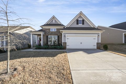 125 White Apple Way