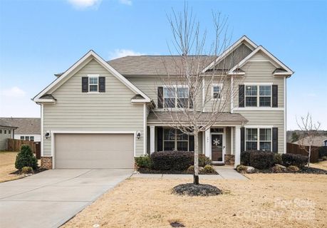 393 Se Winding Oaks Lane sold home in Pleasant Oaks, Concord, NC