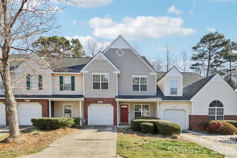 10213 University Park Lane active home in University Heights, Charlotte, NC