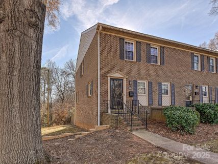 1810 Sabrina Court