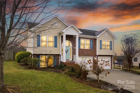 58 W Highland Avenue sold home in Granite Creek, Granite Falls, NC