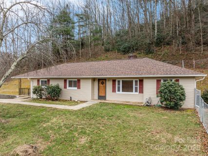 82 Greasy Cove Road