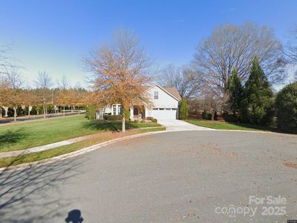 105 Cambria Place sold home in The Courtyards At Brawley Point, Mooresville, NC