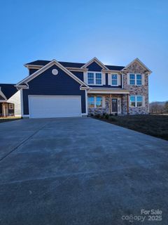 339 Pintail Lane sold home in Glen Haven, Arden, NC