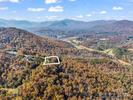 0 E Windswept Pass active home in Vista At Bills Mountain, Lake Lure, NC