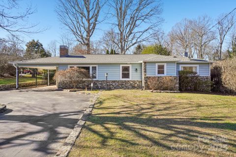 A home in Ward Heights, East Flat Rock