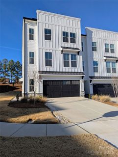 9240 Walnut Hill Road active home in Christenbury Greene, Concord, NC