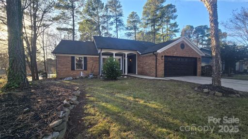 9924 Liberty Bell Court sold home in Winchester, Charlotte, NC