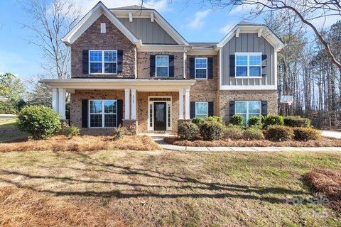 2507 Hamlet Court