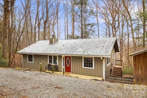 741 Three Mile Knob Road sold home in Knob Creek, Pisgah Forest, NC