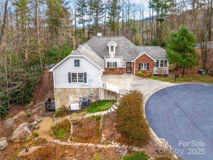 107 Spring Heights Court
