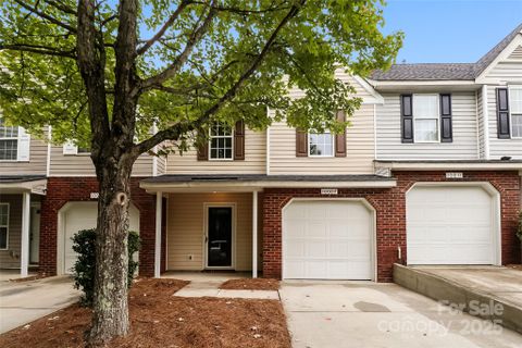 10007 University Park Lane sold home in University Heights, Charlotte, NC