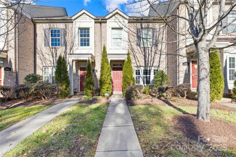 518 Armour Street sold home in Davidson Bay, Davidson, NC