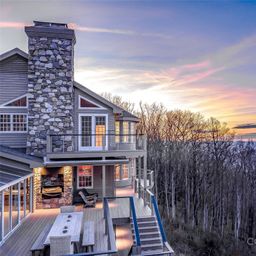 35 Peach Knob Drive