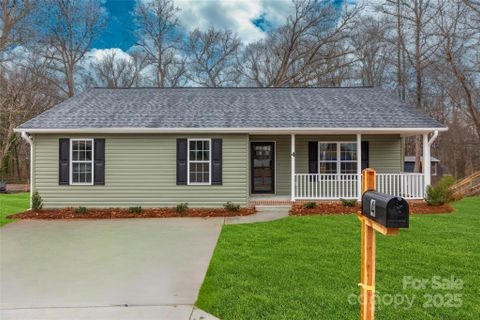 4 Hames Street sold home in Erlanger Mill, Lexington, NC