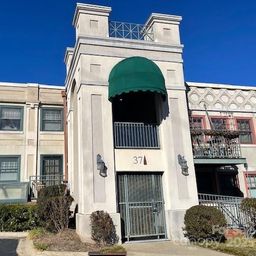 37 Hiawassee Street
